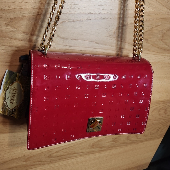NWT ARCADIA ITALY PATENT LEATHER LAILA HANDBAG CROSSBOY OR SHOULDER CHAIN STRAP - Picture 7 of 15